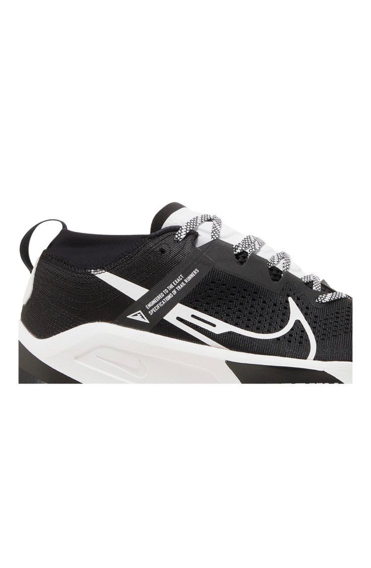 Nike ZoomX Zegama Trail ‘Black White’  26 MX / 8 US