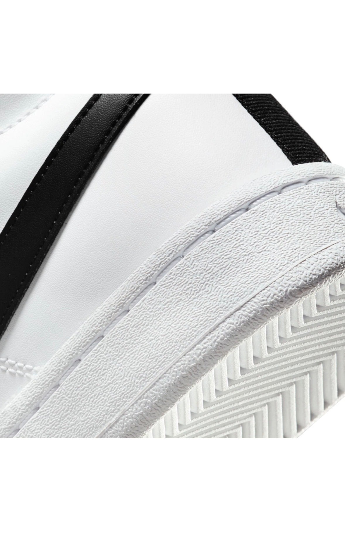 Nike Court Royale 2 Mid ‘White Onyx’  28 MX / 27 MX