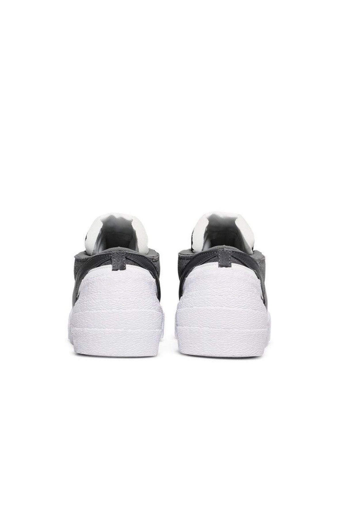 Nike Sacai x Blazer Low ‘Iron Grey’  24 MX / 5.5 US