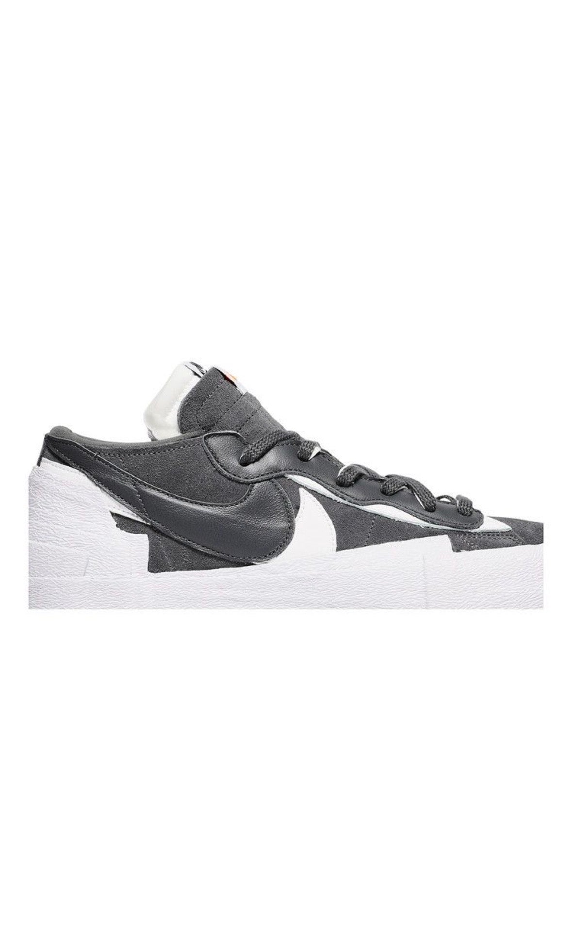 Nike Sacai x Blazer Low ‘Iron Grey’  24 MX / 5.5 US